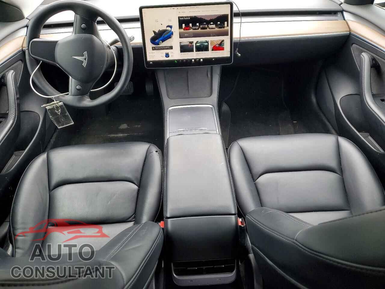 TESLA MODEL 3 2022 - 5YJ3E1EA7NF371610