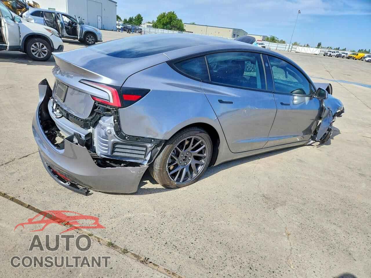 TESLA MODEL 3 2025 - 5YJ3E1EA8SF961925