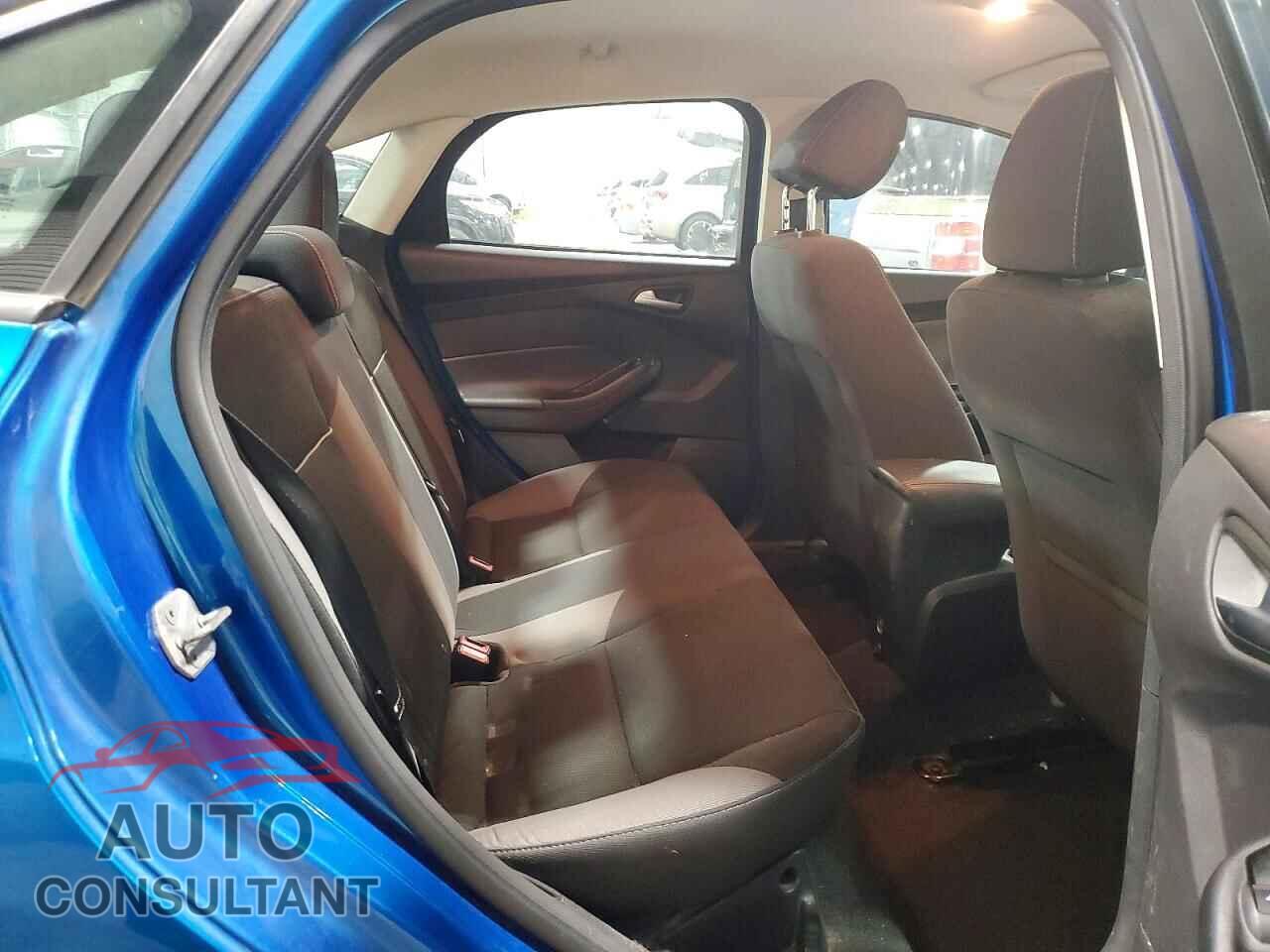 FORD FOCUS 2014 - 1FADP3F24EL112562
