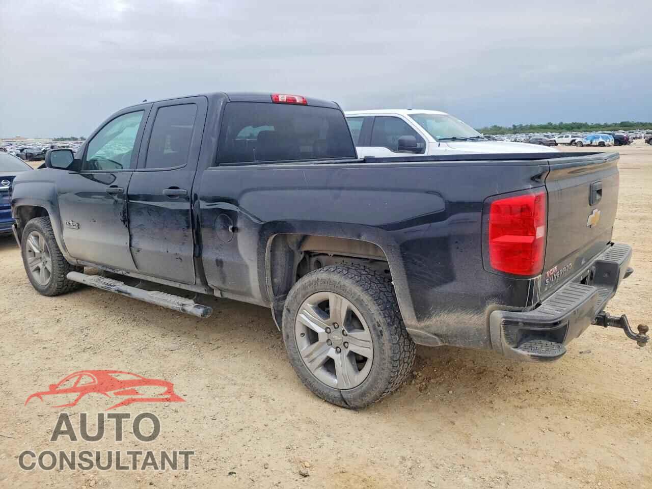 CHEVROLET SILVERADO 2018 - 1GCRCPEC3JZ270427