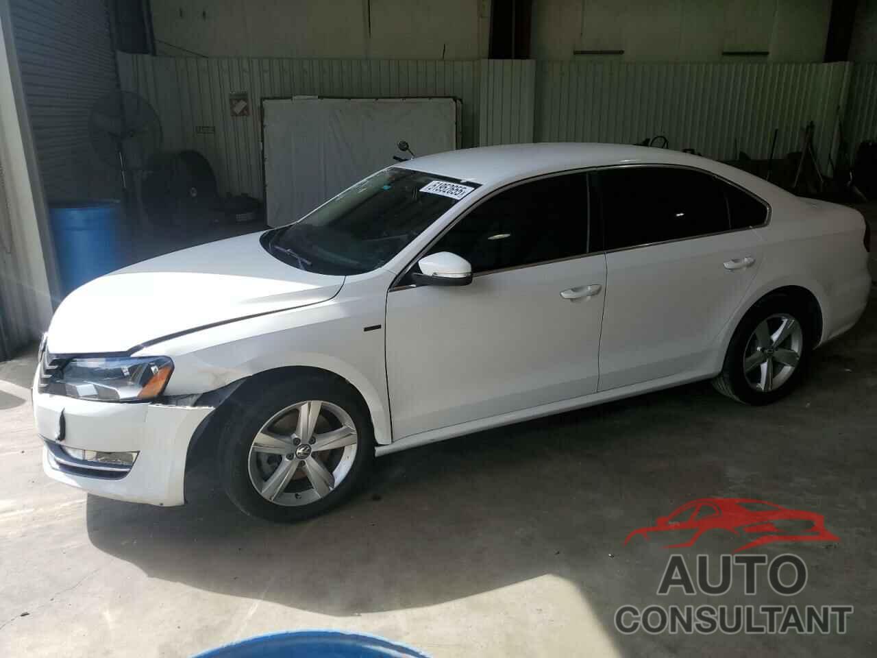 VOLKSWAGEN PASSAT 2015 - 1VWAS7A35FC105749
