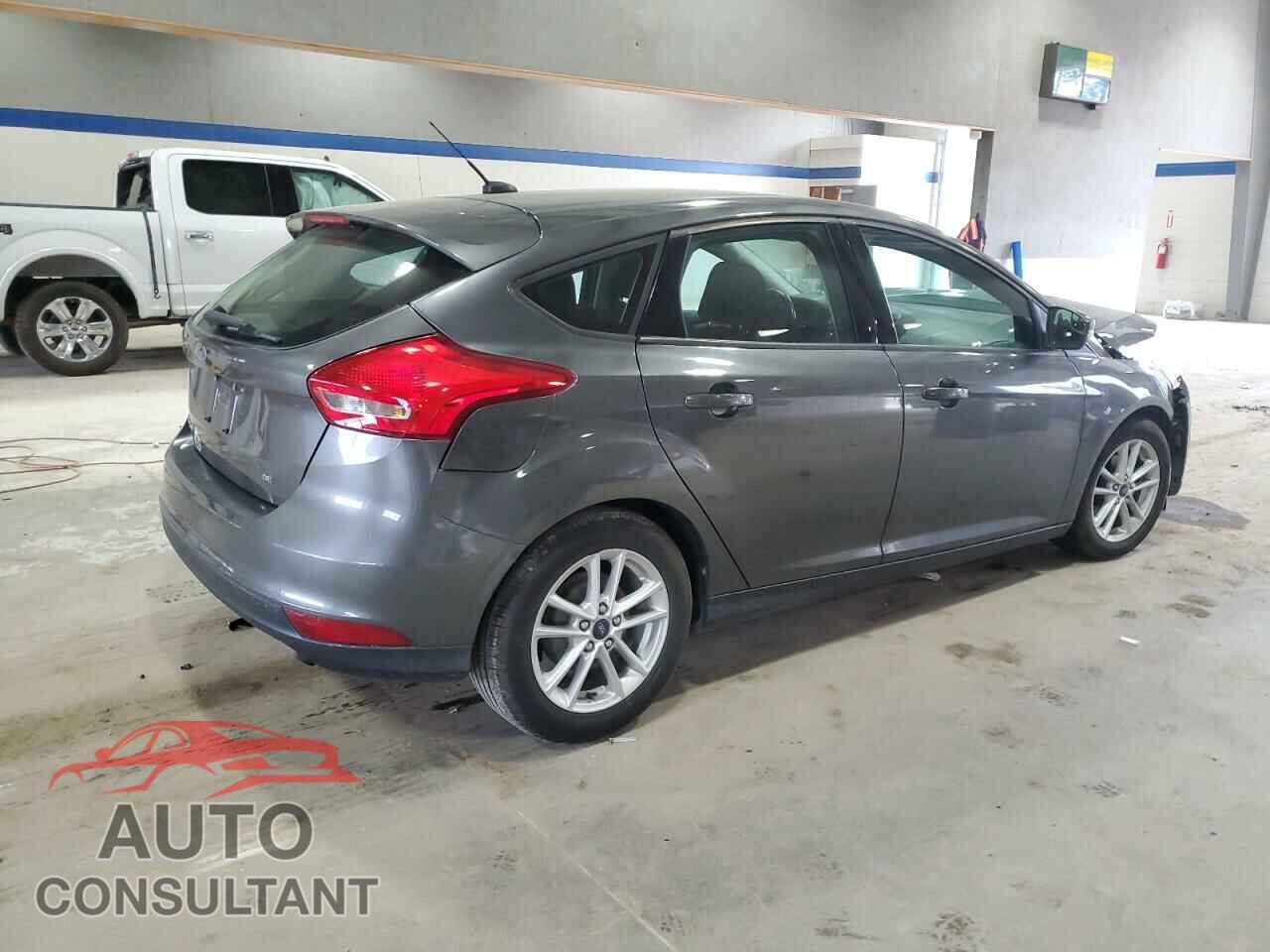 FORD FOCUS 2015 - 1FADP3K20FL253264