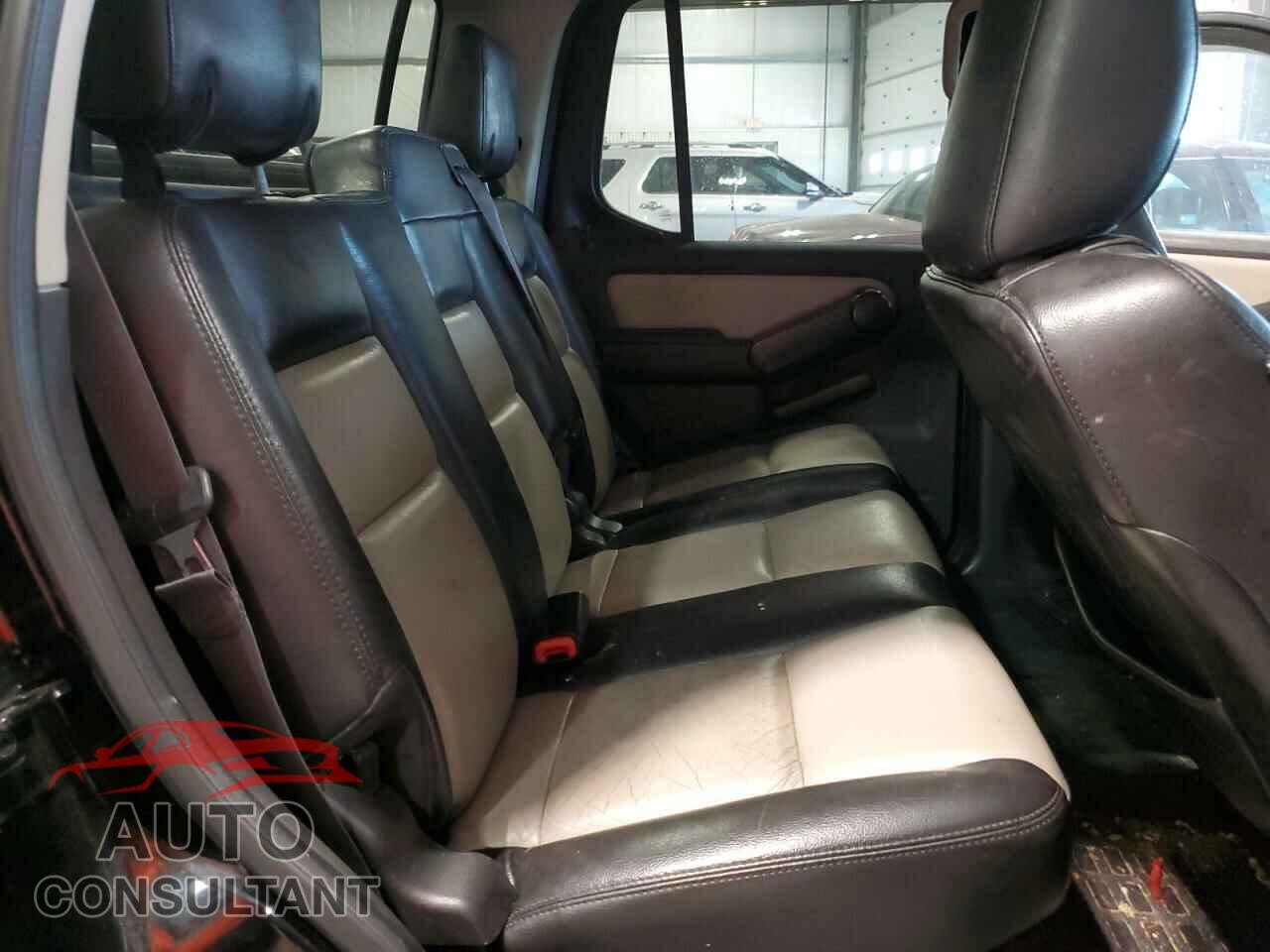 FORD EXPLORER 2009 - 1FMEU53859UA44246