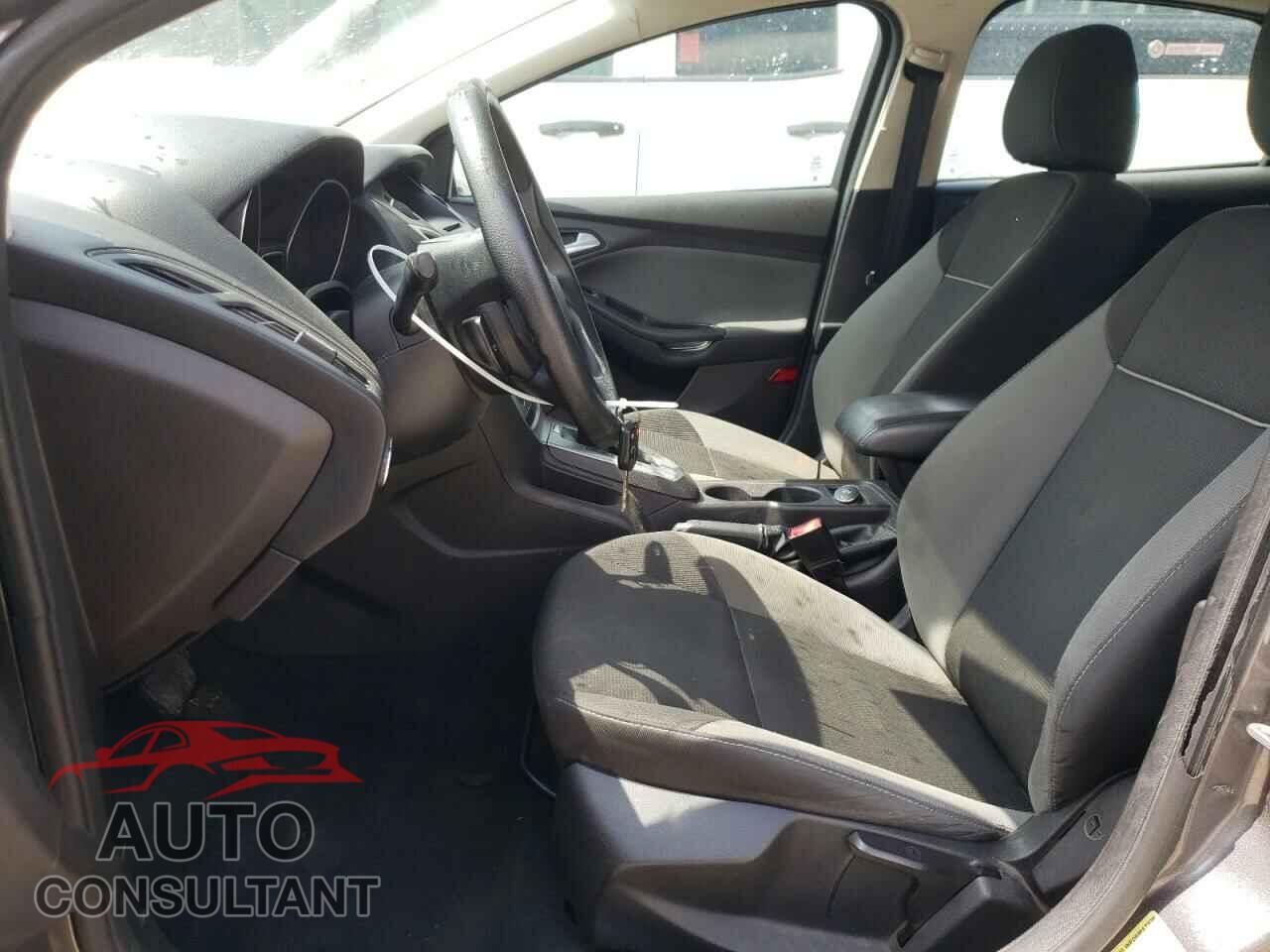 FORD FOCUS 2014 - 1FADP3K22EL255581