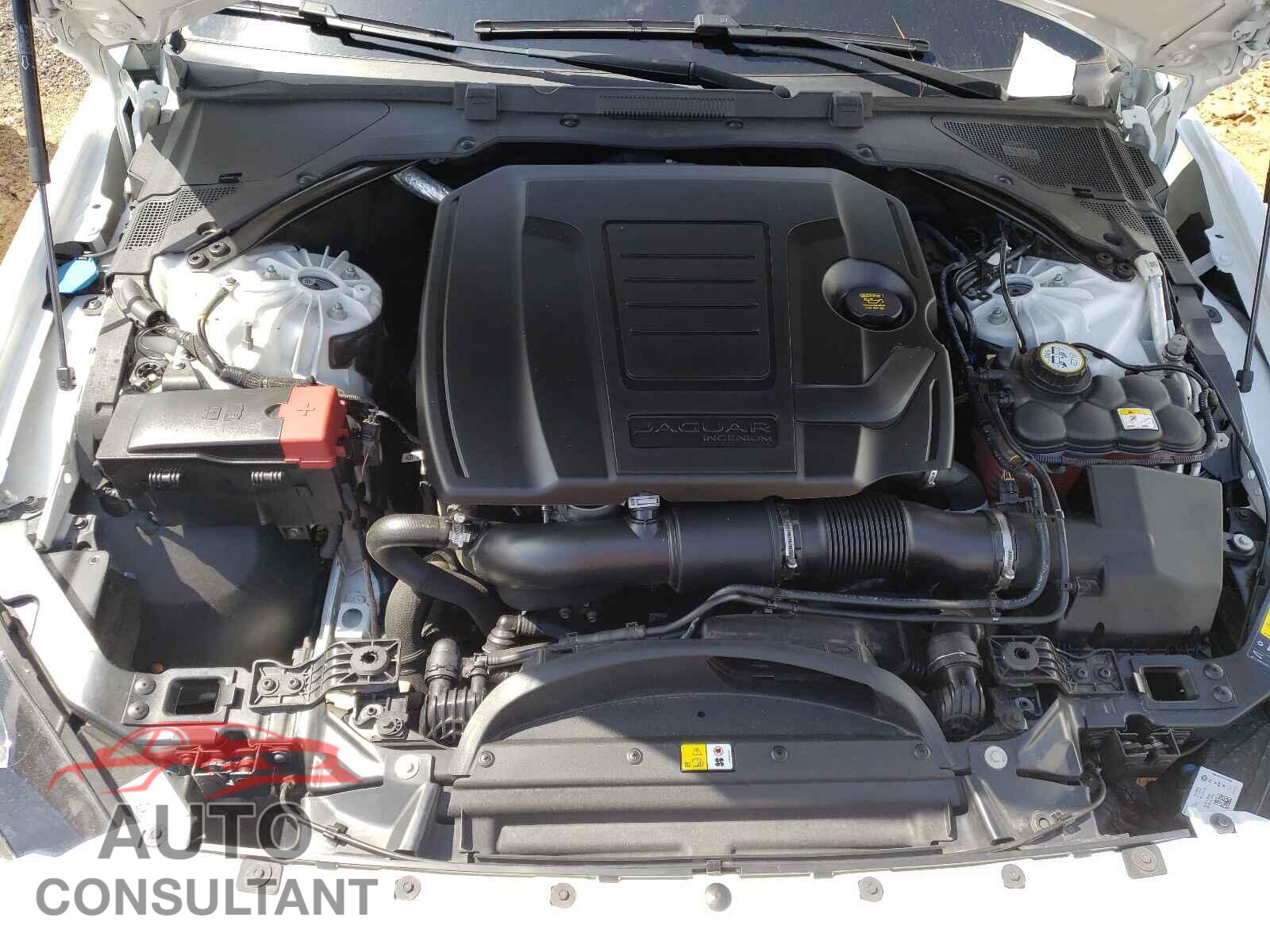 JAGUAR XE 2018 - SAJAR4FX0JCP38808