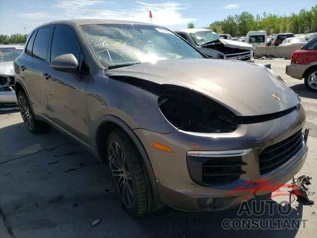 PORSCHE CAYENNE 2016 - WP1AB2A29GLA94543