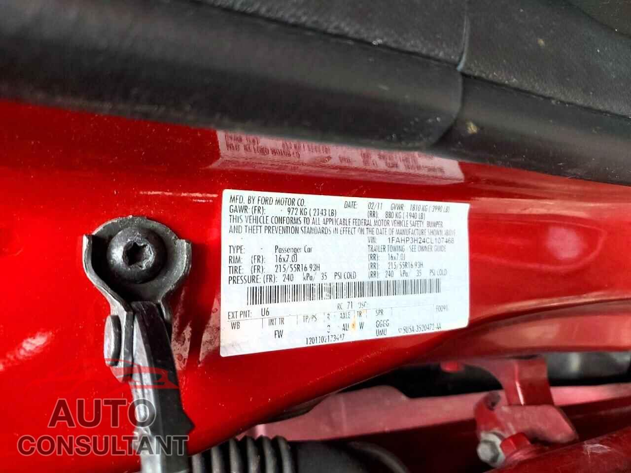 FORD FOCUS 2012 - 1FAHP3H24CL107468