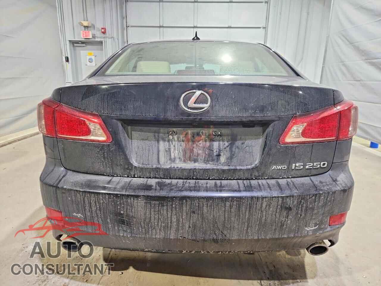 LEXUS IS 2012 - JTHCF5C26C5055645