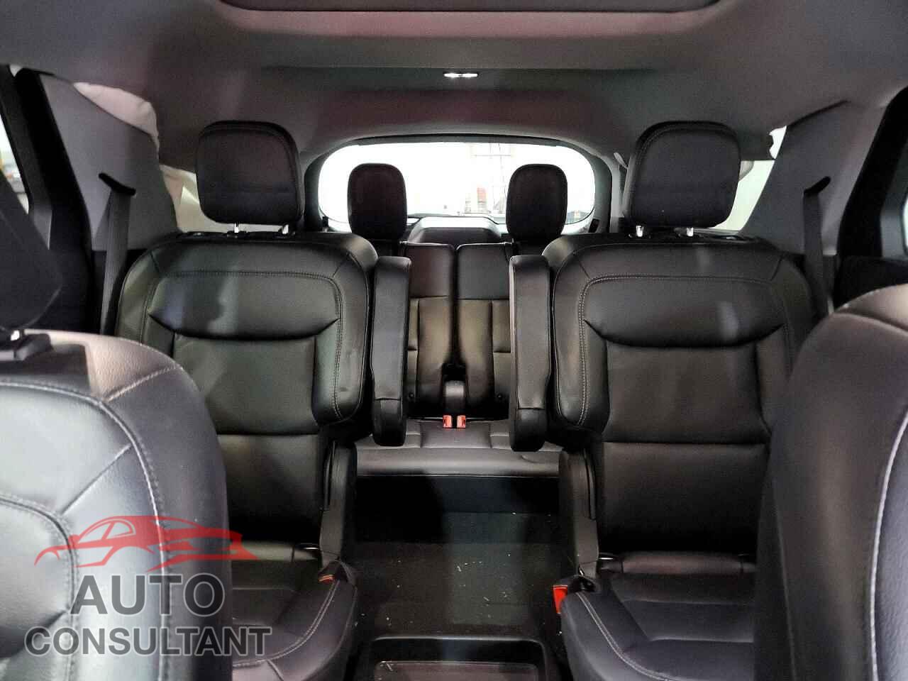 FORD EXPLORER 2021 - 1FMSK8FH6MGB69043