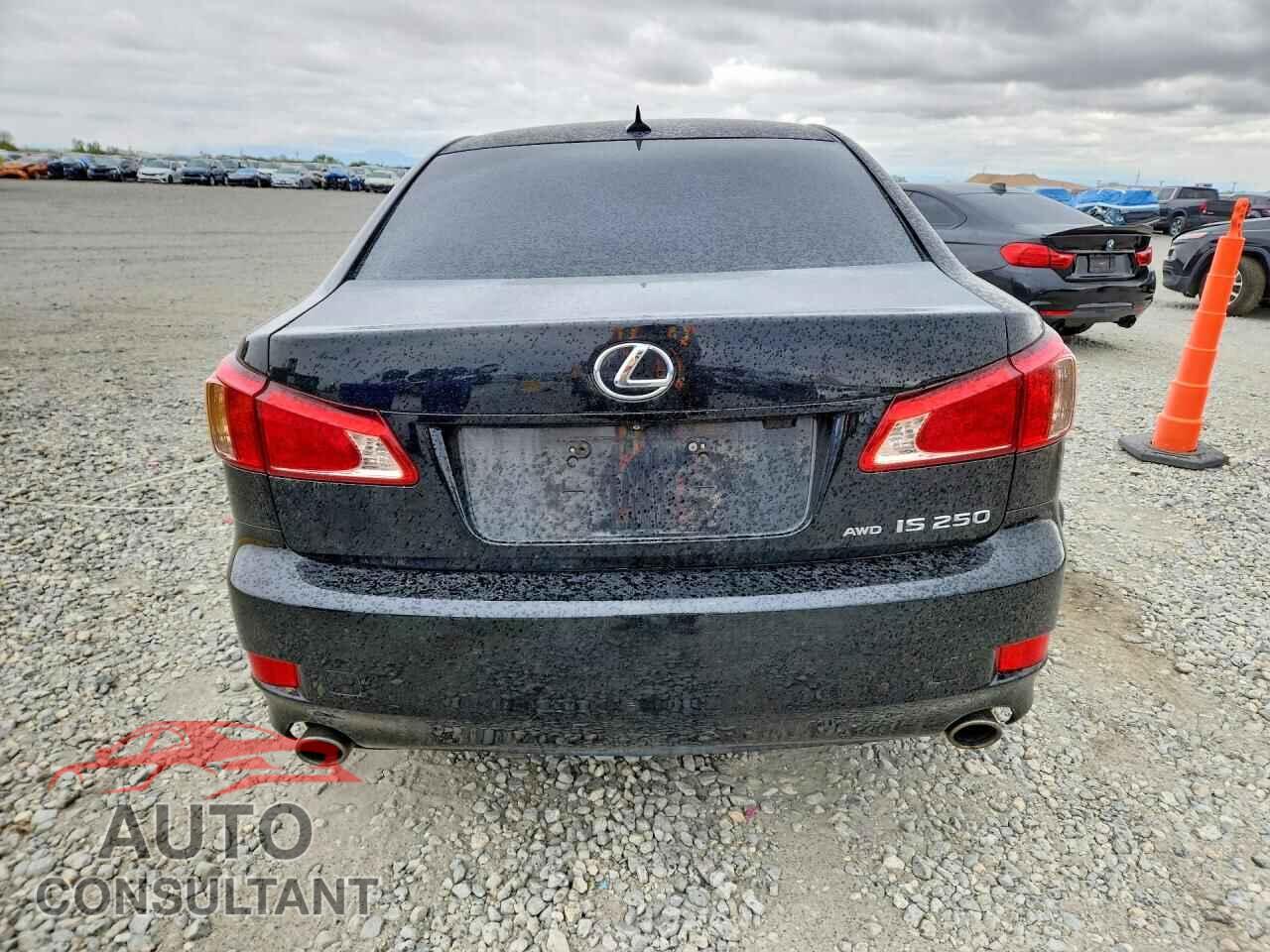 LEXUS IS 2013 - JTHCF5C29D5062249