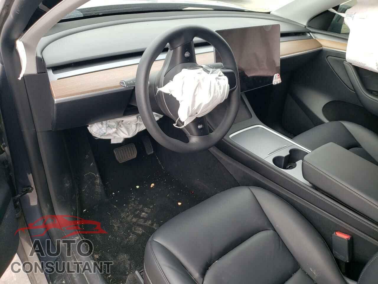 TESLA MODEL Y 2022 - 7SAYGAEE2NF534444