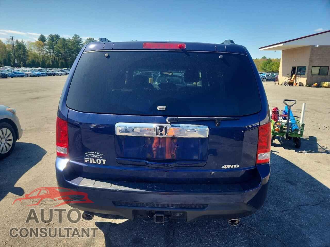 HONDA PILOT 2013 - 5FNYF4H78DB040506