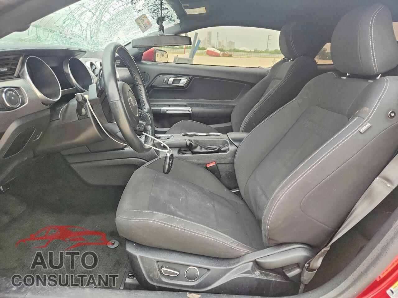 FORD MUSTANG 2018 - 1FA6P8TH2J5129910