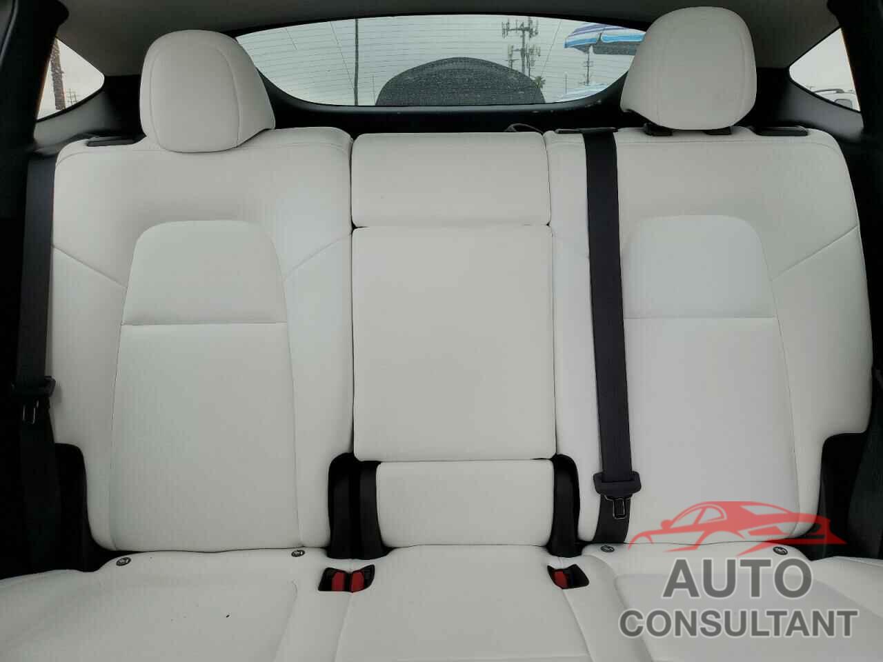 TESLA MODEL Y 2023 - 7SAYGDEE7PA155411