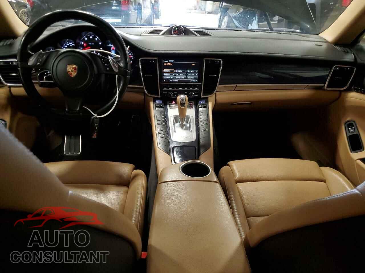 PORSCHE PANAMERA 2015 - WP0AA2A74FL005850