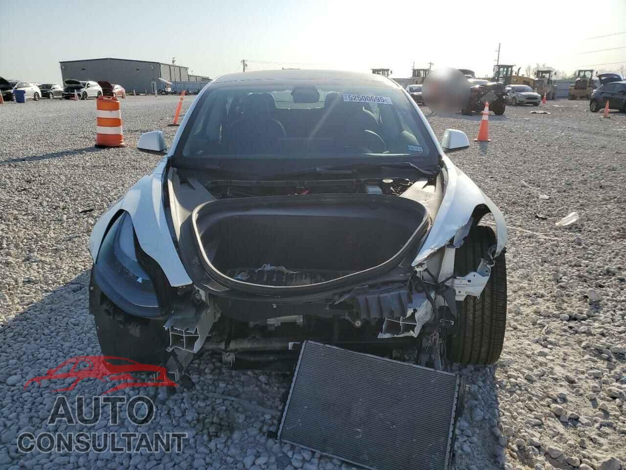 TESLA MODEL 3 2023 - 5YJ3E1EA4PF631304