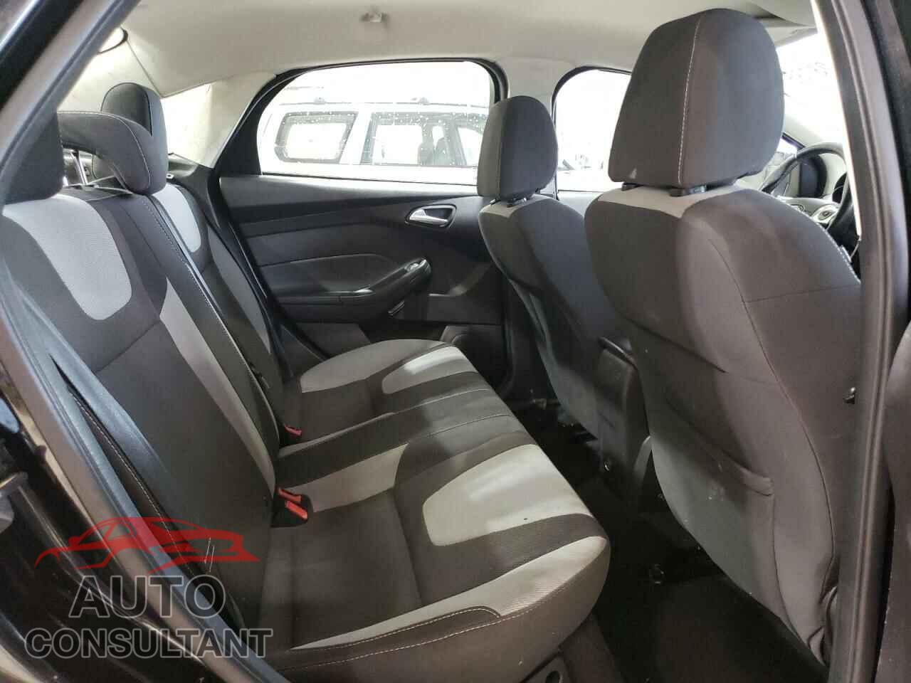 FORD FOCUS 2012 - 1FAHP3F25CL433895
