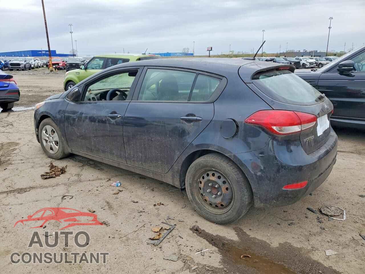 KIA FORTE 2017 - KNAFK5A84H5714022