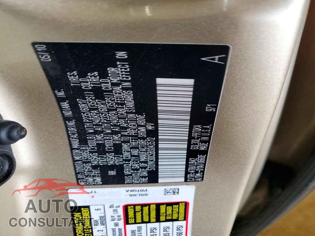 TOYOTA SIENNA 2011 - 5TDYK3DC5BS043512