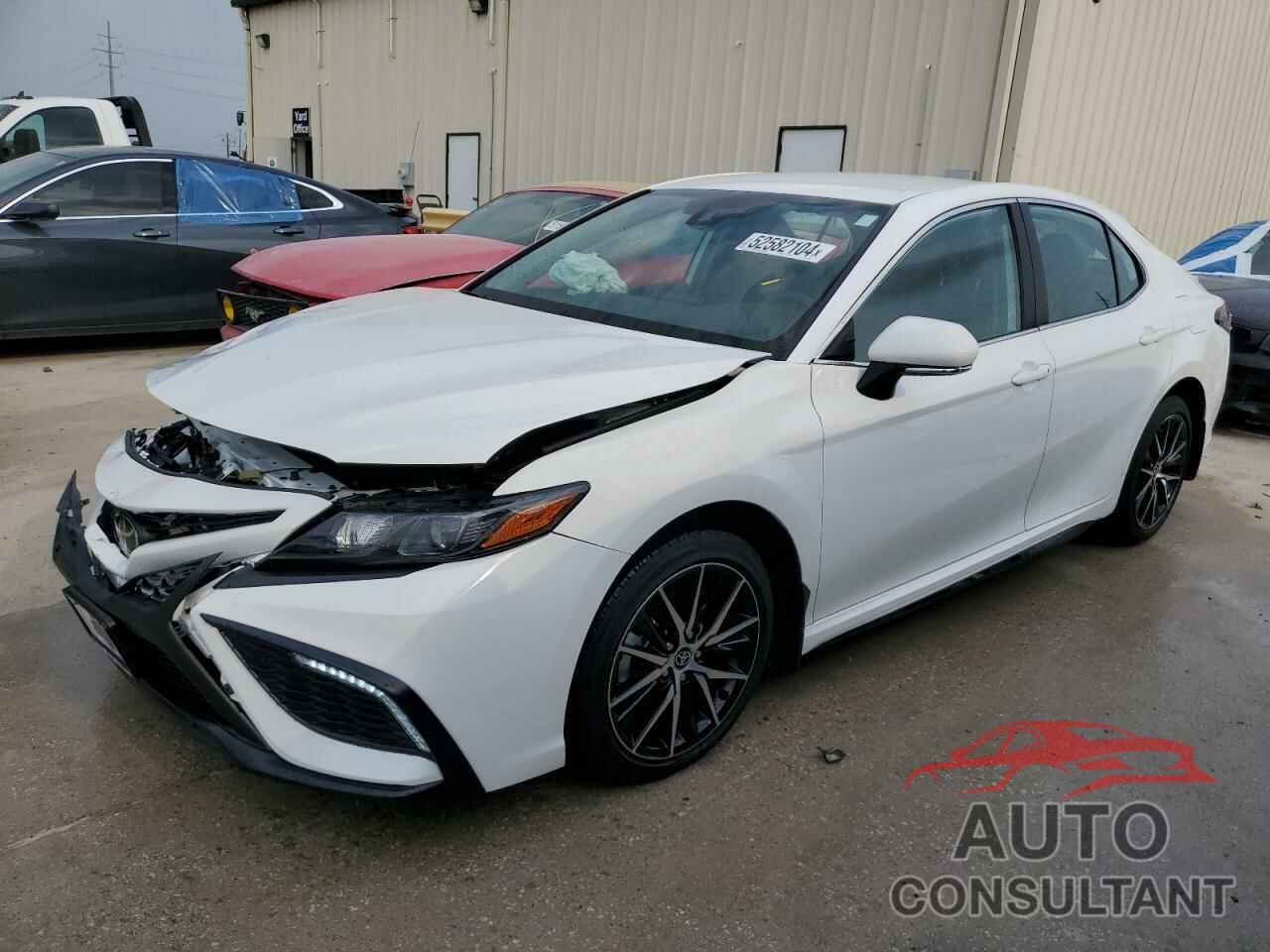 TOYOTA CAMRY 2024 - 4T1G11AKXRU217316