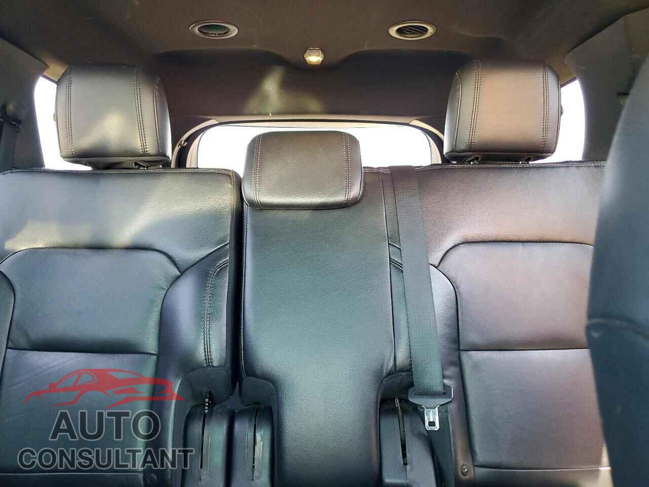 FORD EXPLORER 2017 - 1FM5K7D81HGA70419