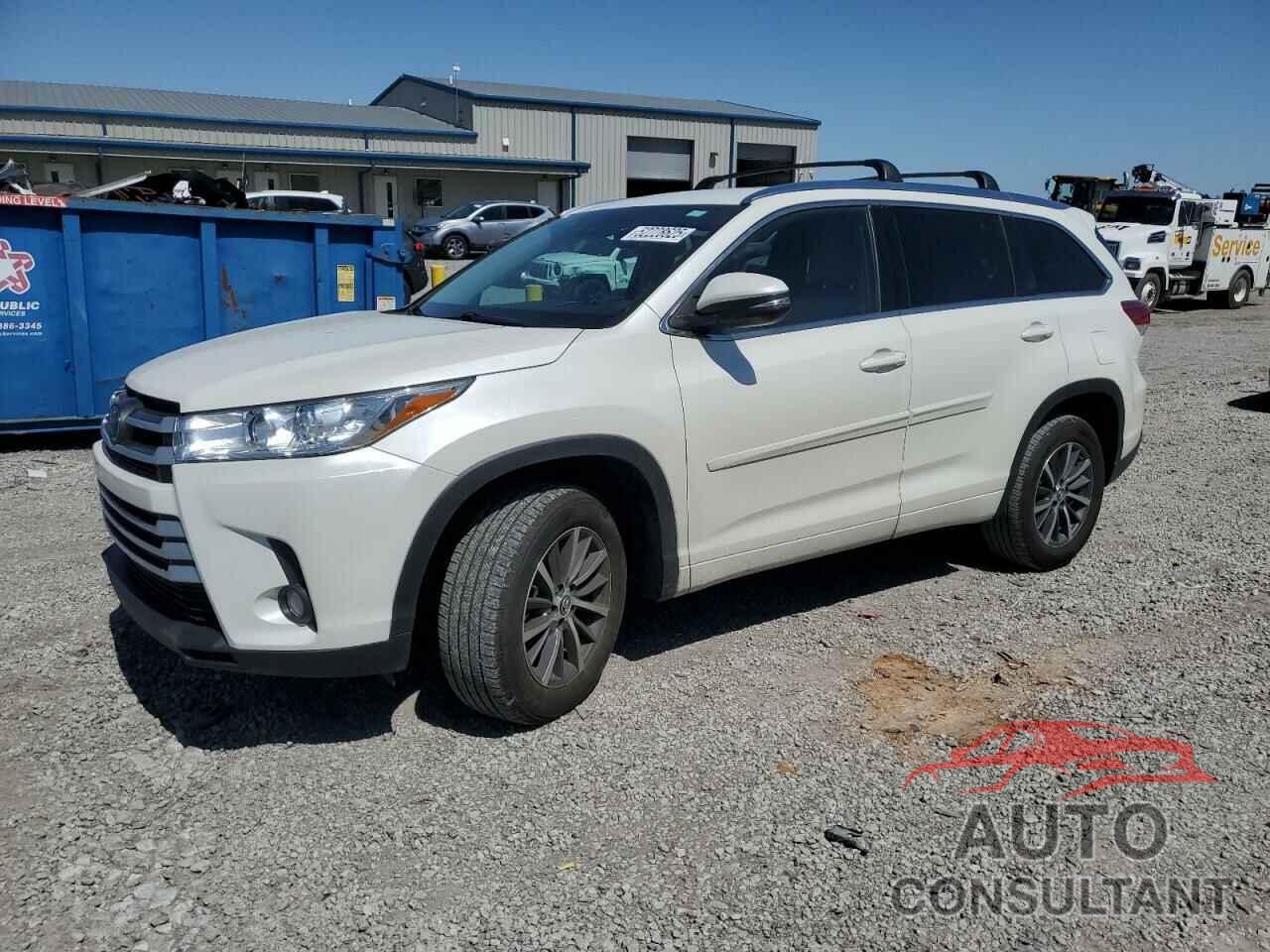 TOYOTA HIGHLANDER 2017 - 5TDKZRFH0HS513046