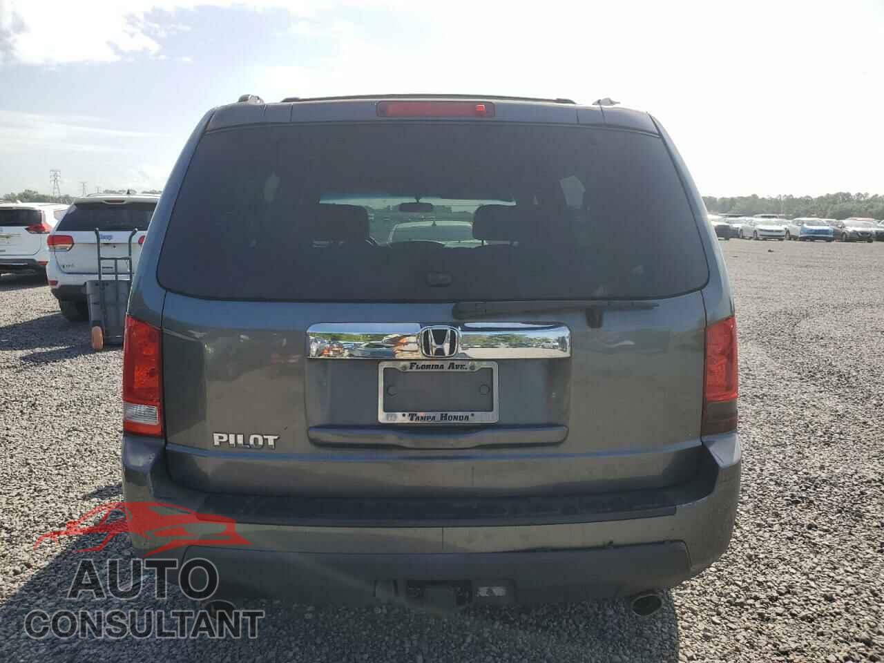 HONDA PILOT 2011 - 5FNYF3H41BB042045