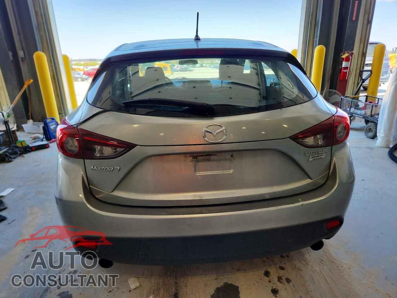 MAZDA 3 2014 - JM1BM1K79E1204570