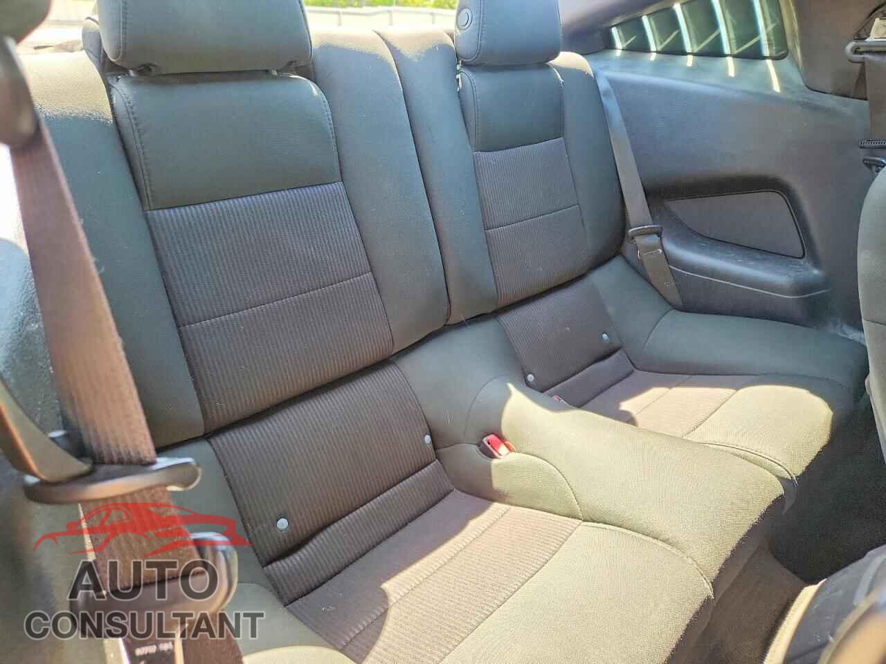 FORD MUSTANG 2014 - 1ZVBP8AM4E5271669