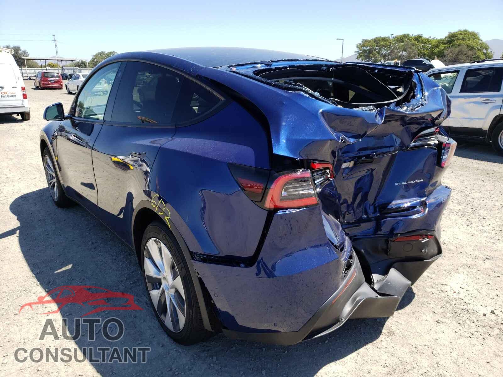 TESLA MODEL Y 2021 - 5YJYGDEE5MF092336