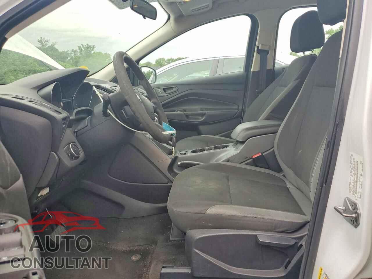 FORD ESCAPE 2015 - 1FMCU0F70FUA26391