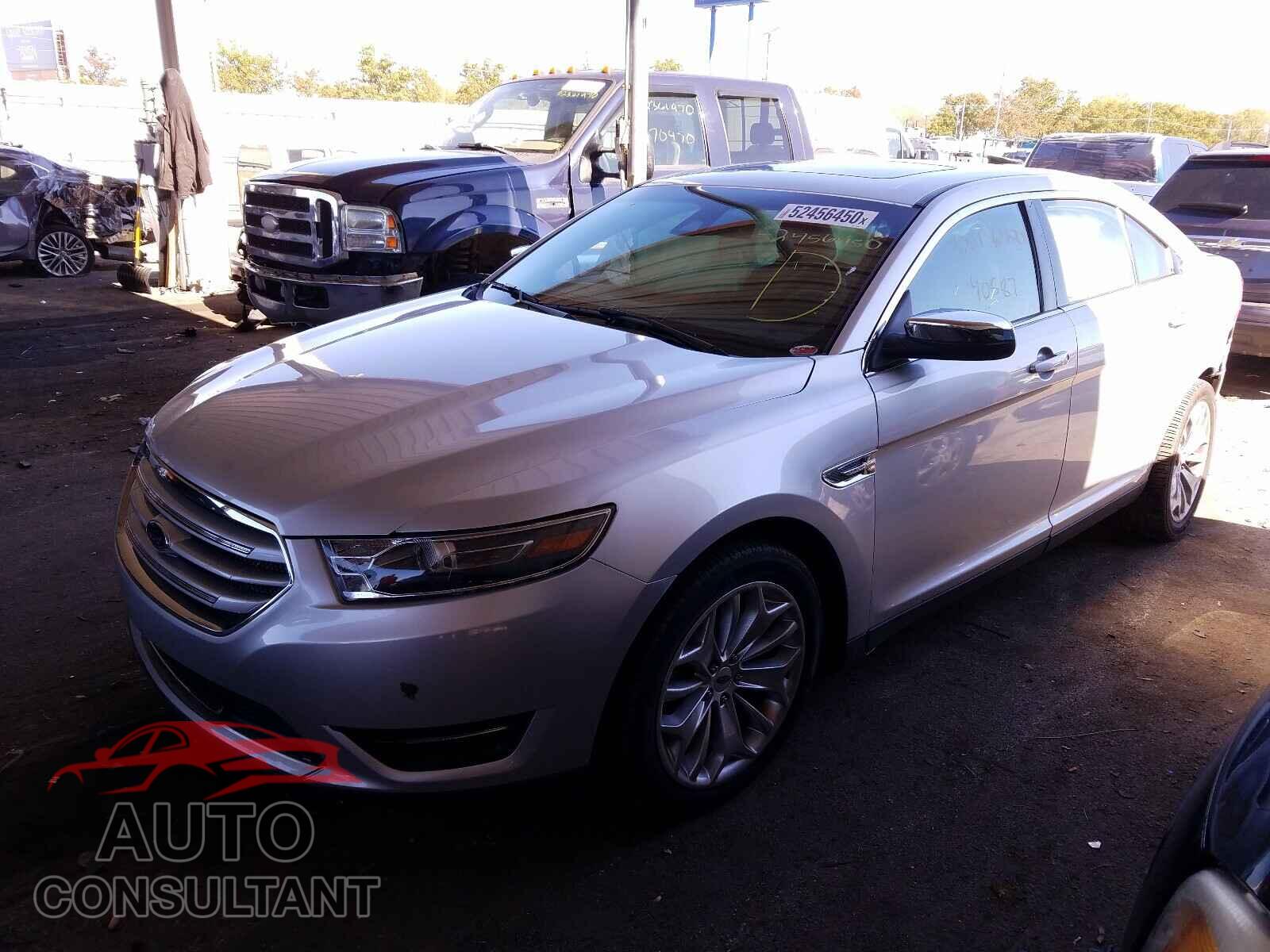 FORD TAURUS 2019 - 1FAHP2F84KG114395