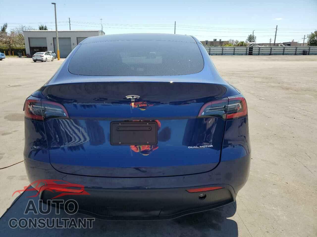 TESLA MODEL Y 2023 - 7SAYGAEE9PF709792