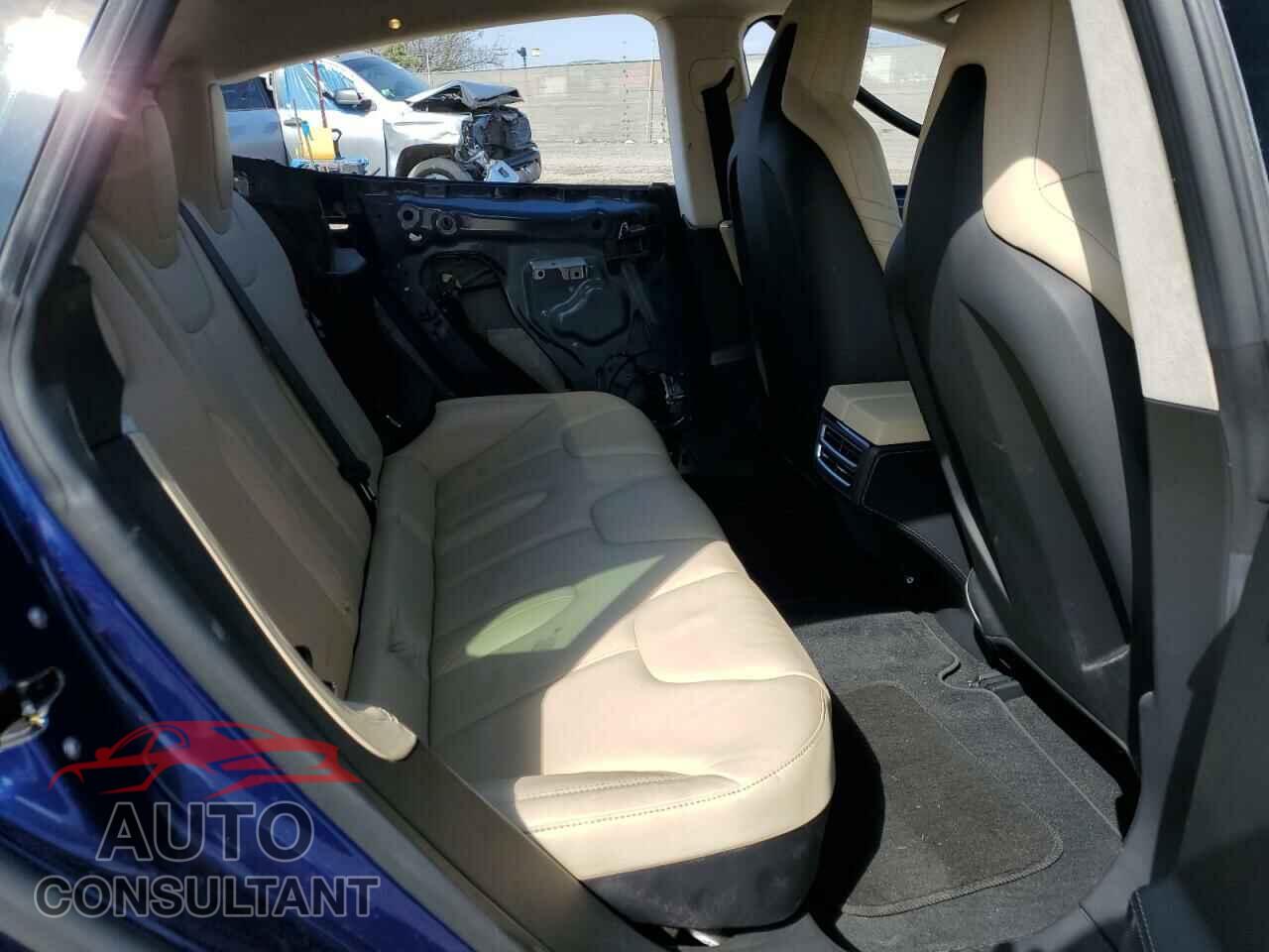 TESLA MODEL S 2016 - 5YJSA1E17GF136960