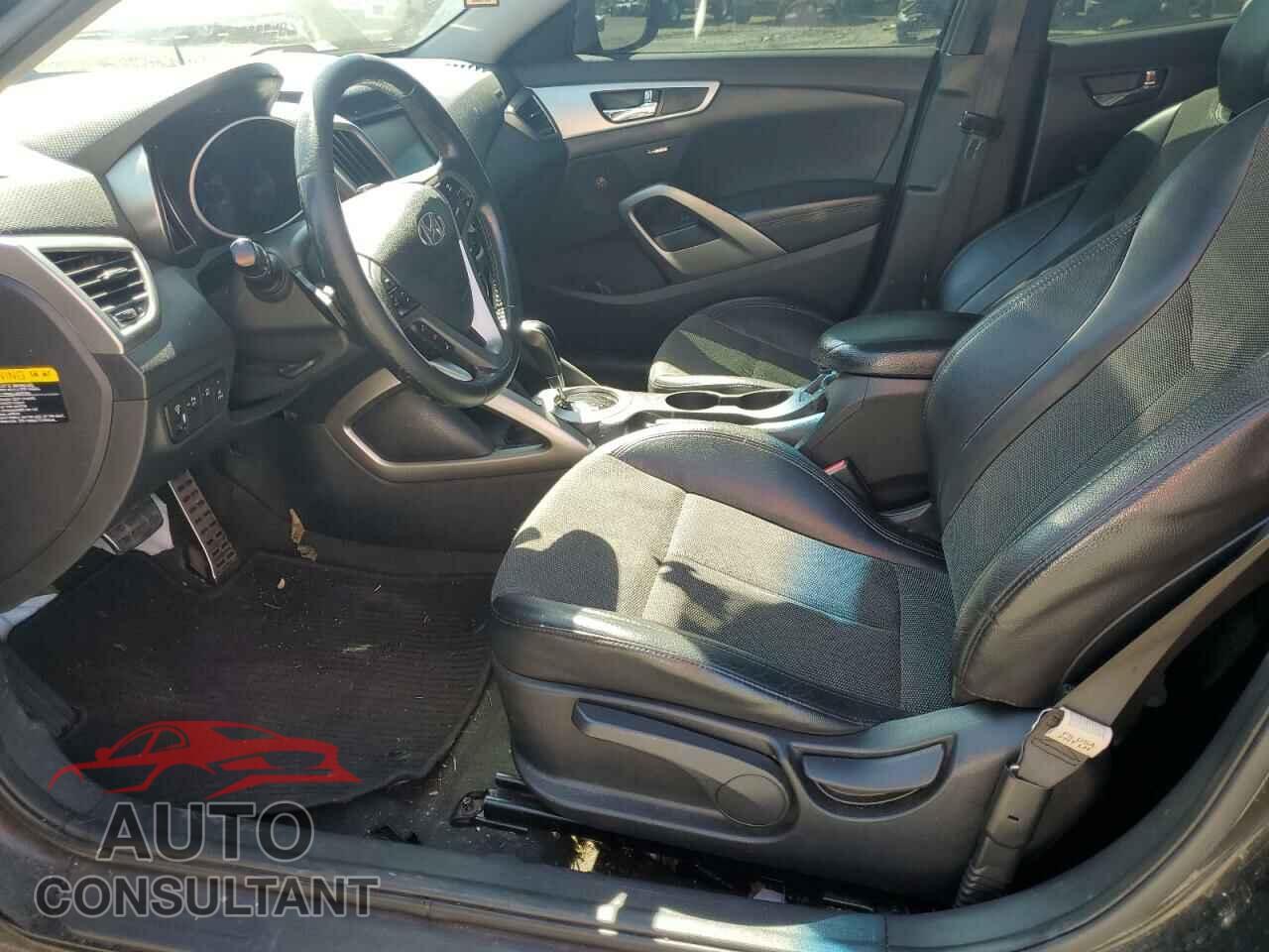 HYUNDAI VELOSTER 2013 - KMHTC6AD6DU092606
