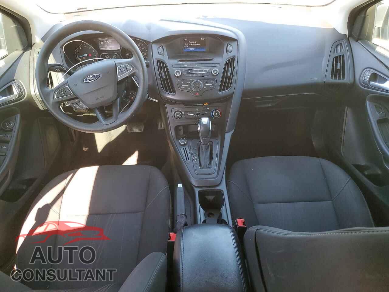 FORD FOCUS 2016 - 1FADP3F26GL399440