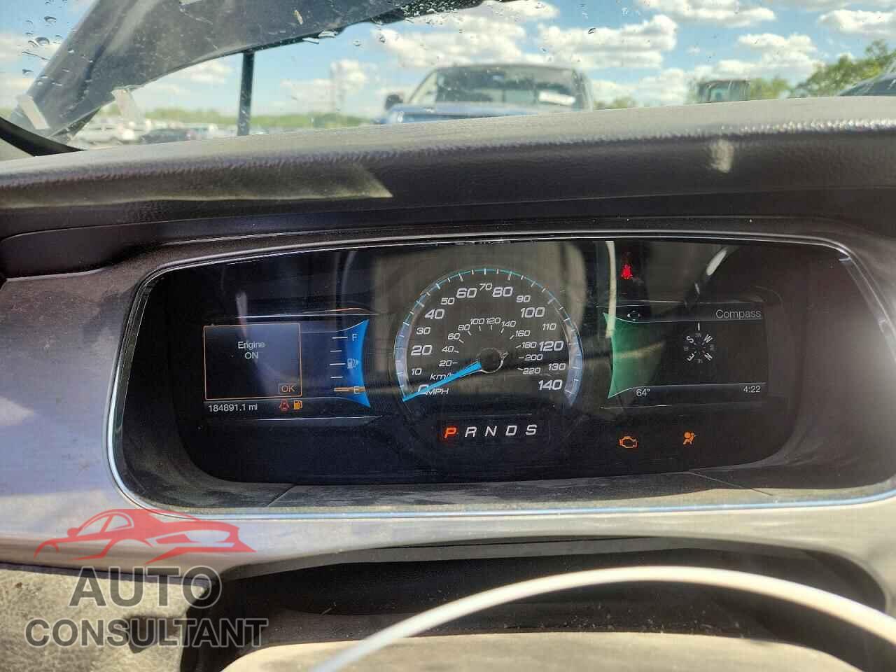 FORD TAURUS 2016 - 1FAHP2E89GG131900