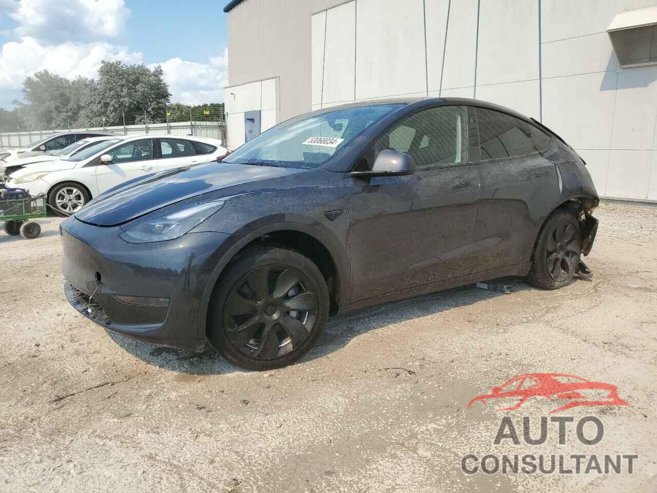 TESLA MODEL Y 2024 - 7SAYGDED2RF008507