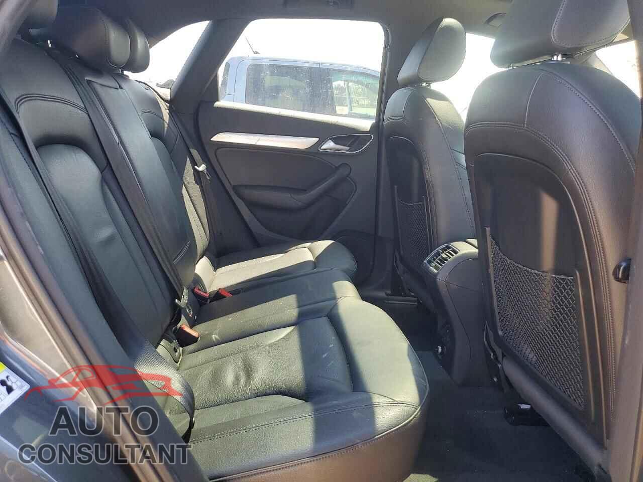 AUDI Q3 2018 - WA1BCCFS2JR012765