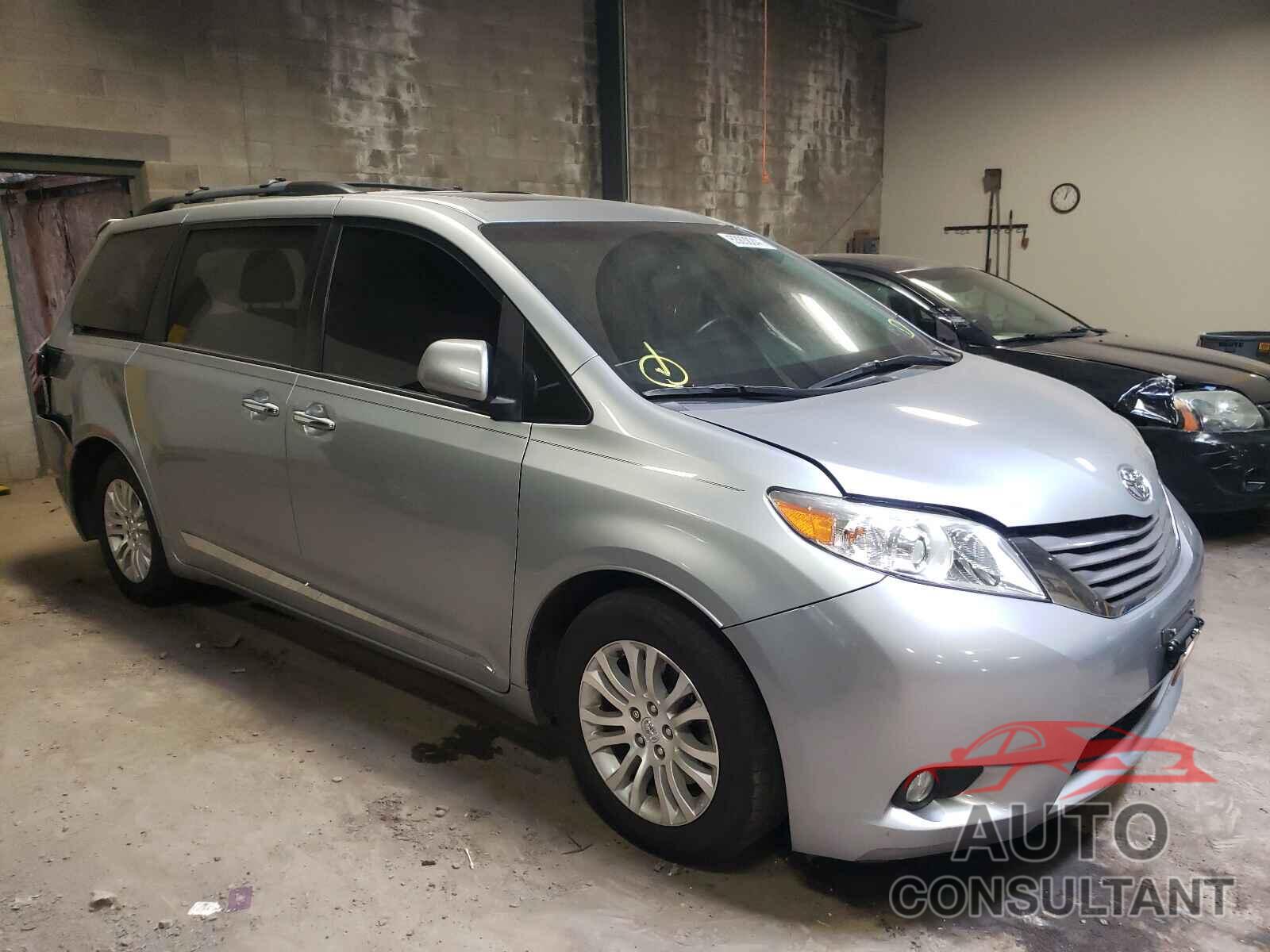 TOYOTA SIENNA 2017 - 5TDYZ3DC8HS866228