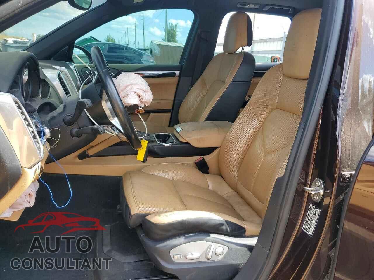 PORSCHE CAYENNE 2017 - WP1AA2A2XHKA91838