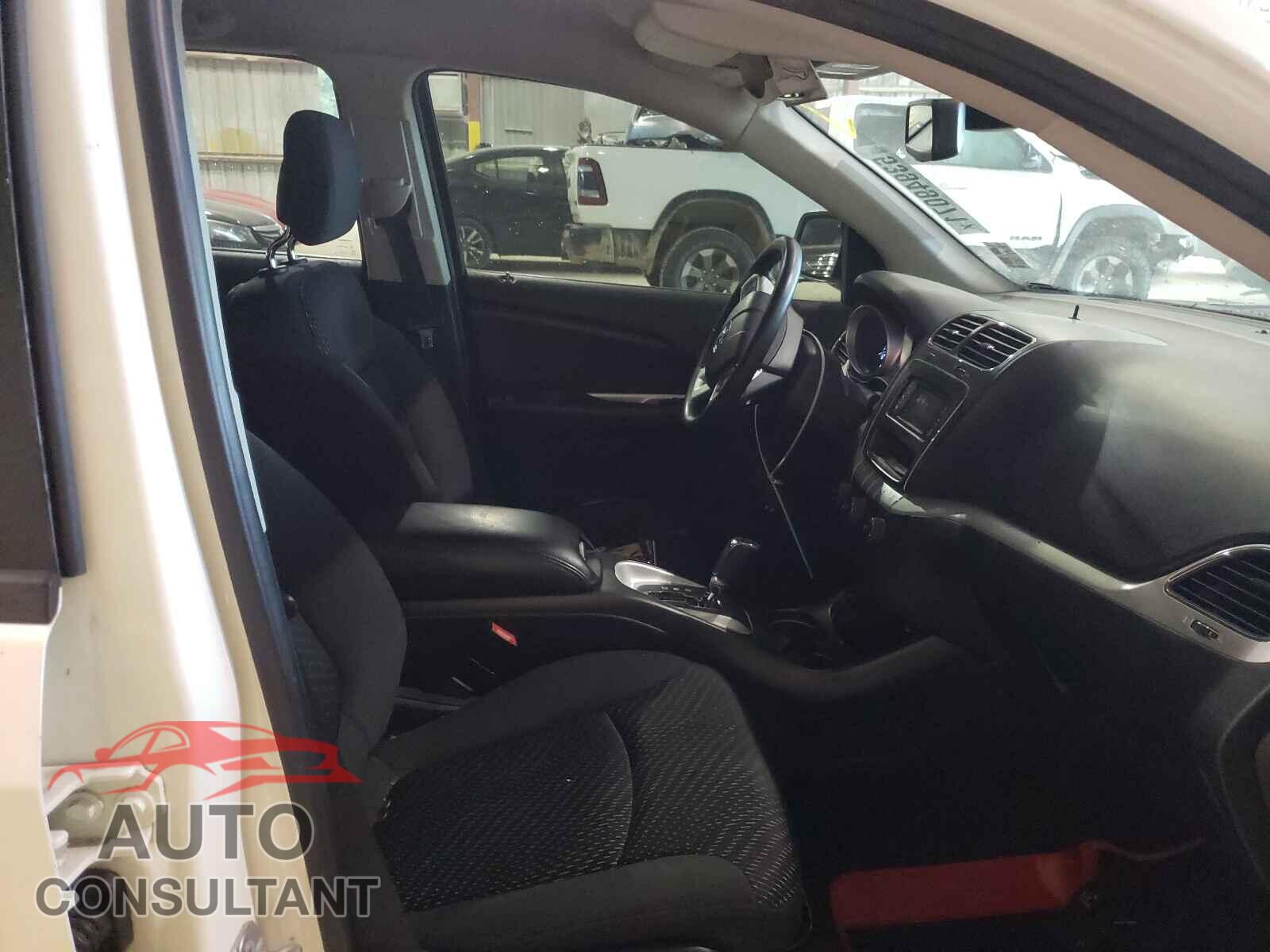 DODGE JOURNEY 2018 - 3C4PDCAB0JT535676