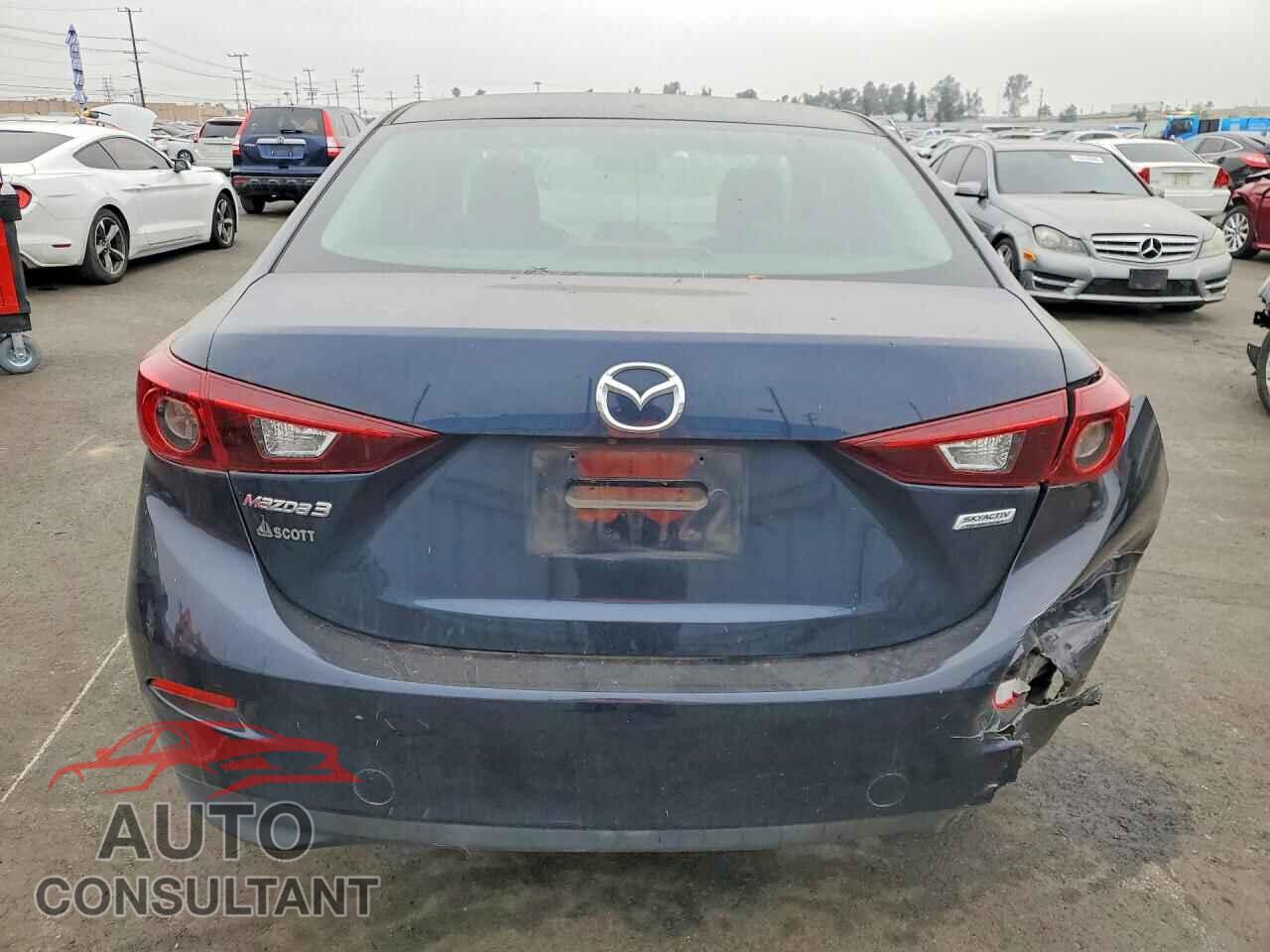 MAZDA 3 2017 - 3MZBN1U70HM140224