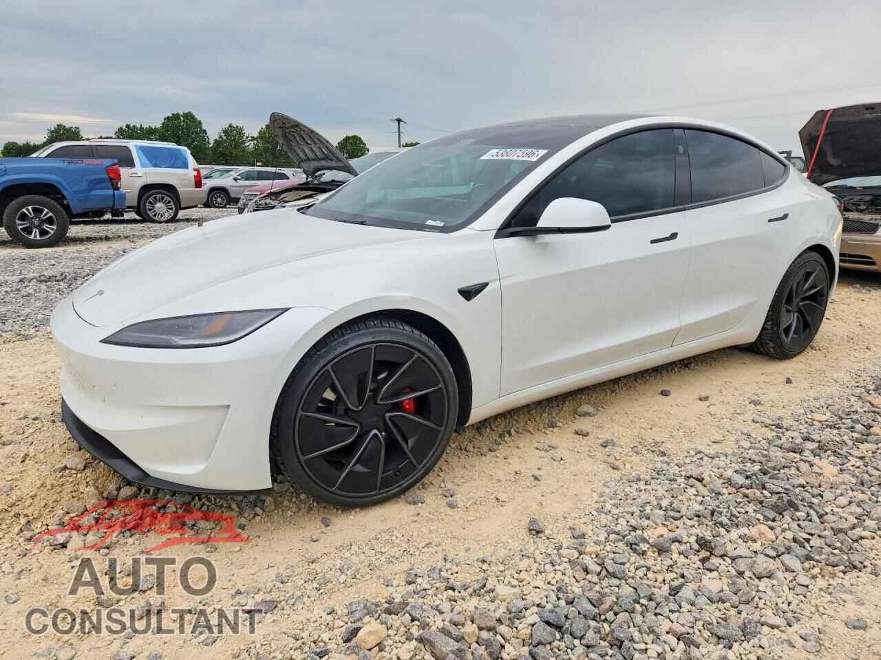 TESLA MODEL 3 2024 - 5YJ3E1ET9RF820180