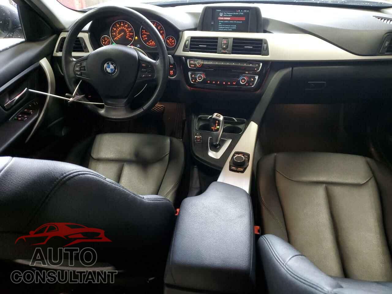 BMW 3 SERIES 2018 - WBA8A3C55JA494504