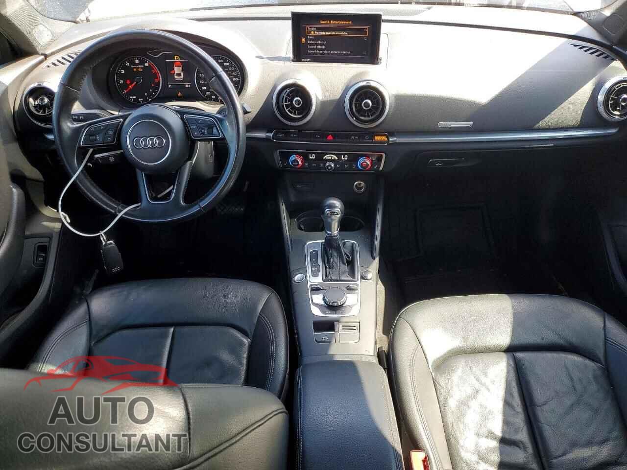 AUDI A3 2019 - WAUGUGFF9KA063227