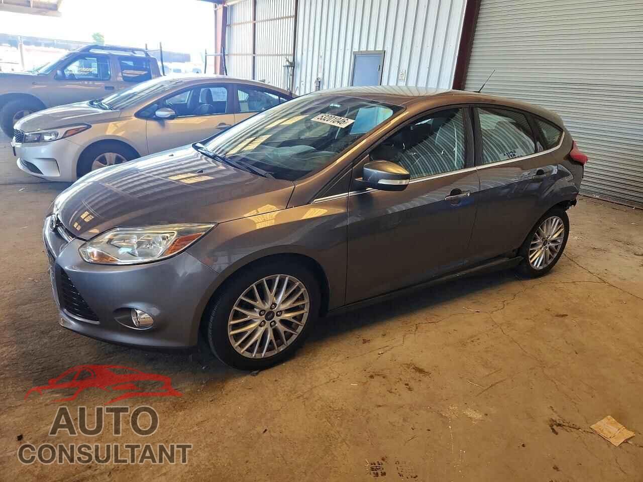 FORD FOCUS 2012 - 1FAHP3M26CL263002