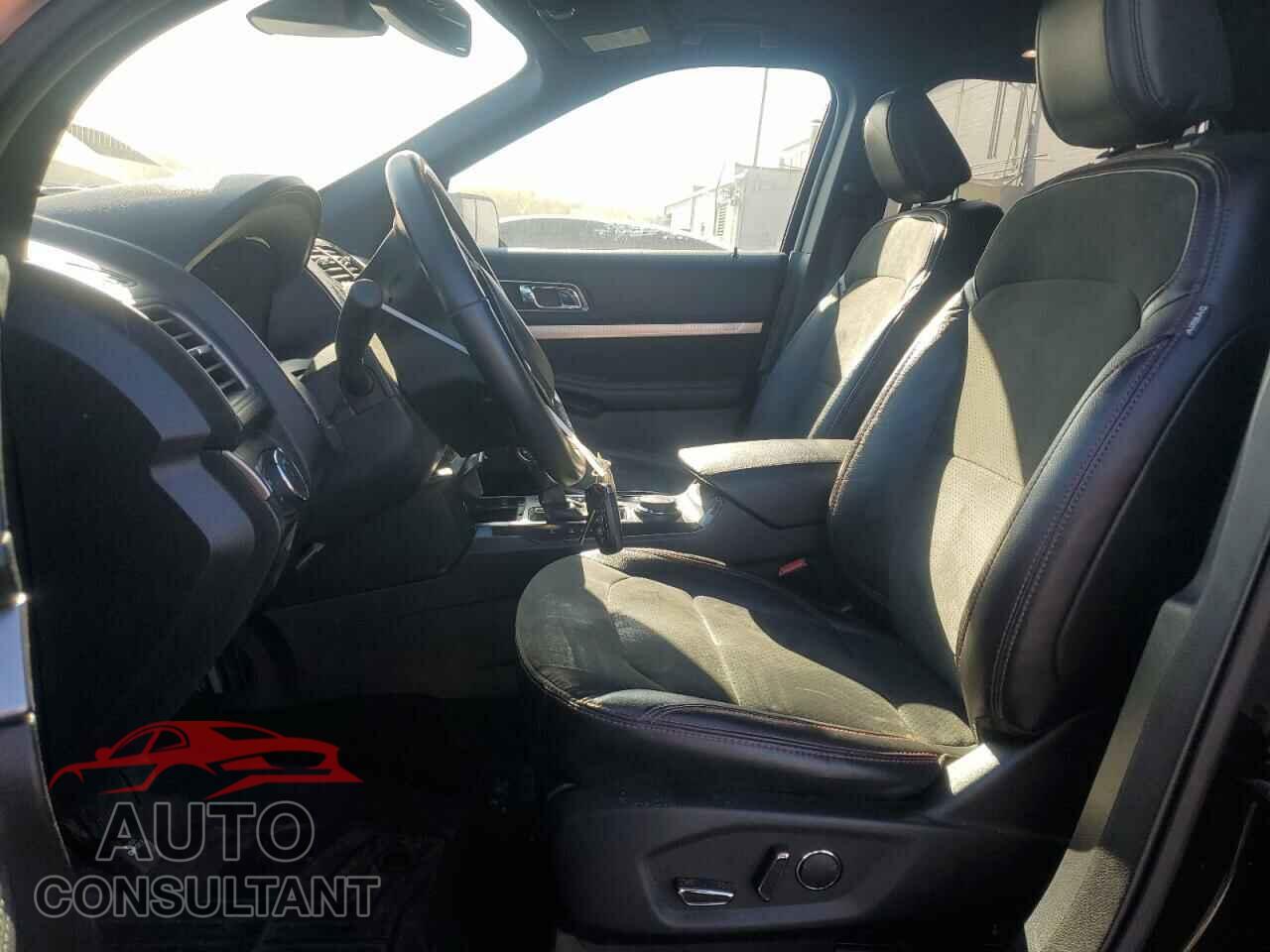 FORD EXPLORER 2018 - 1FM5K8D81JGC78652