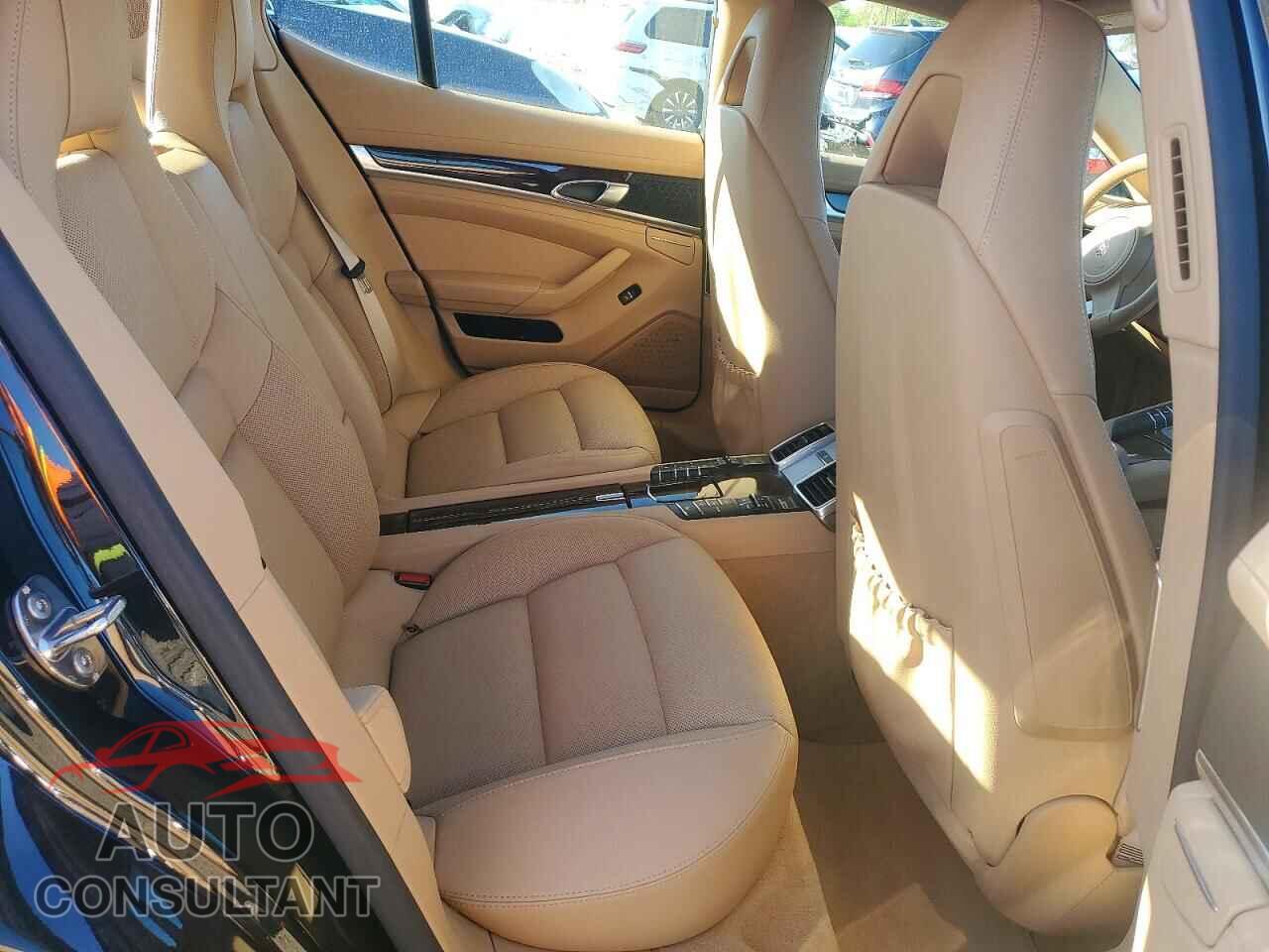 PORSCHE PANAMERA 2014 - WP0AA2A77EL014458