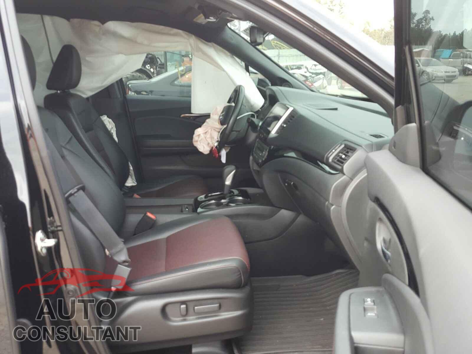 HONDA RIDGELINE 2017 - 5FPYK3F87HB027065